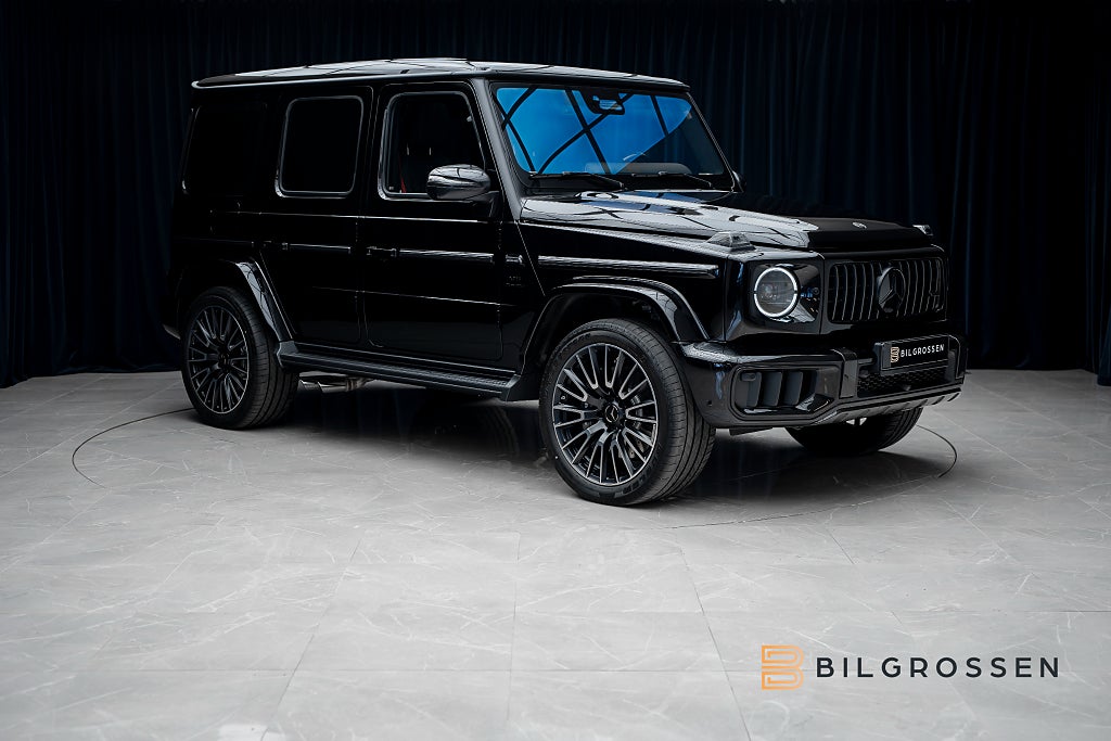 Mercedes-Benz G63 AMG Superior Line Full Kolfiber Active Ride TV MY27