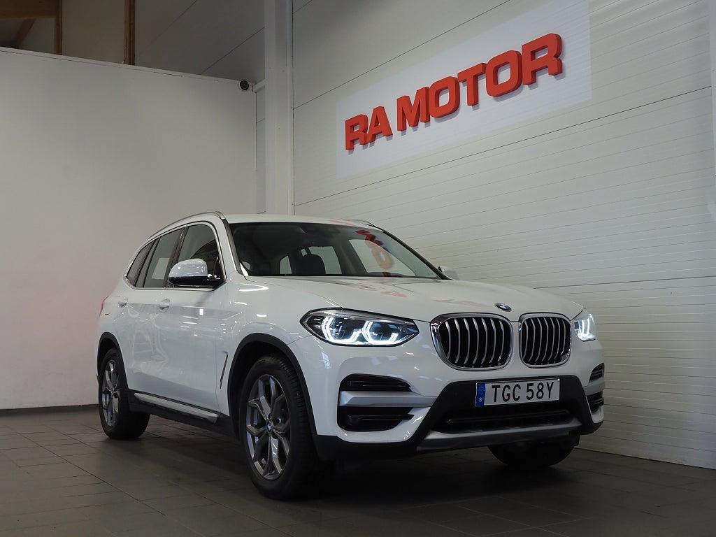 BMW X3 xDrive20d 190hk xLine | Navi | Värmare | Dragkrok | 