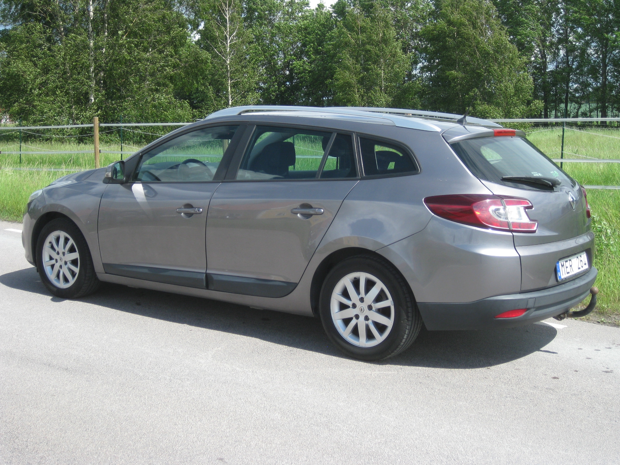 Renault Megane 2012, bild 3/44