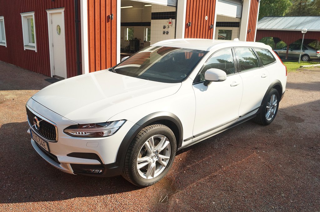Volvo V90 Cross Country D4 AWD Geartronic Momentum Euro 6