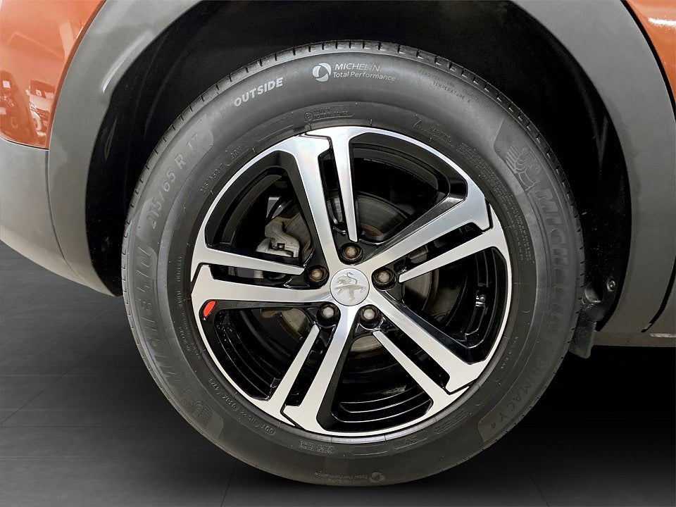 Bild på Peugeot 3008 Active 1.2 PT 130hk Aut - FARTHÅLLARE, BACKSENSORER