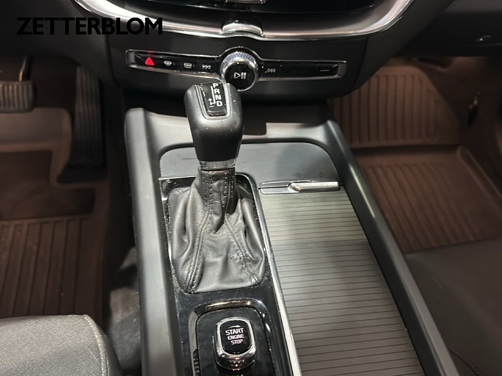 Kombi Volvo XC60 14 av 19