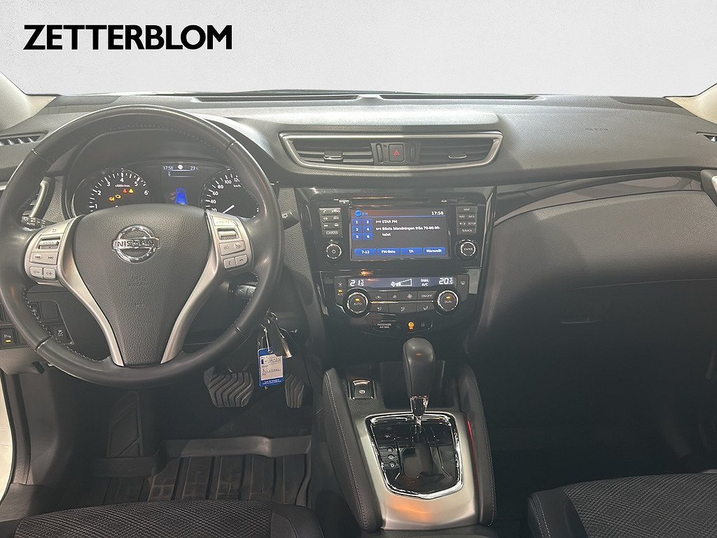 SUV Nissan Qashqai 10 av 17