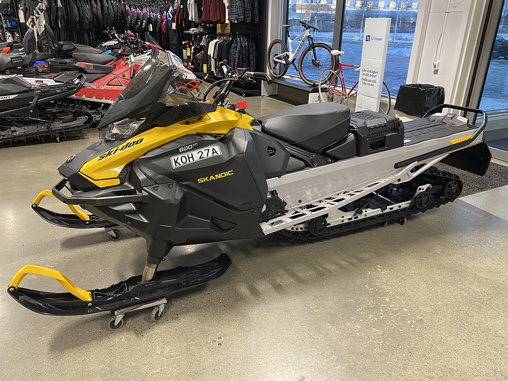 Ski-Doo Skandic SPORT 600 EFI