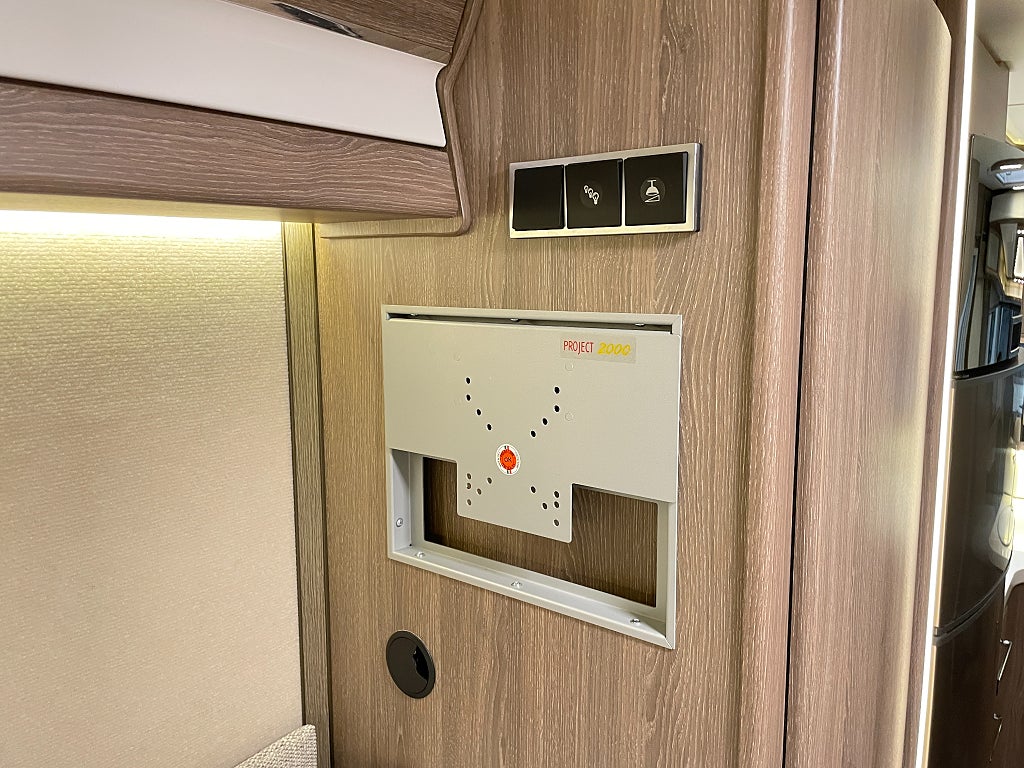 Kabe TMI 810 LGB / Hyd-Stöd/Aut180hk/Solcell/ALDE/Tandem  - Kabe