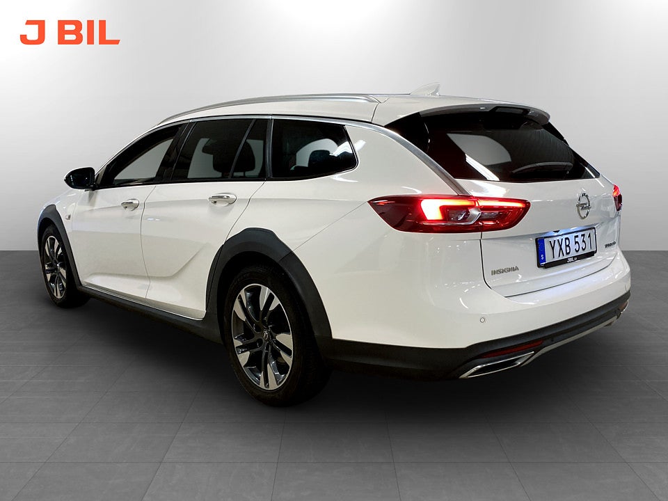 Bild på Opel Insignia Country Tourer Business 2.0 Turbo 260hk Aut 4WD BOSE
