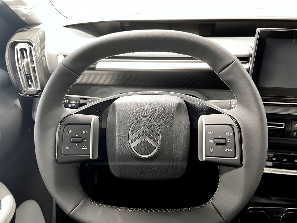 Bild på Citroën C3 AirCross Plus PureTech 100hk - KAMPANJ!