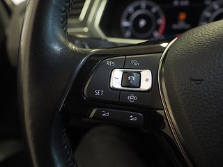 SUV Volkswagen Tiguan 16 av 23