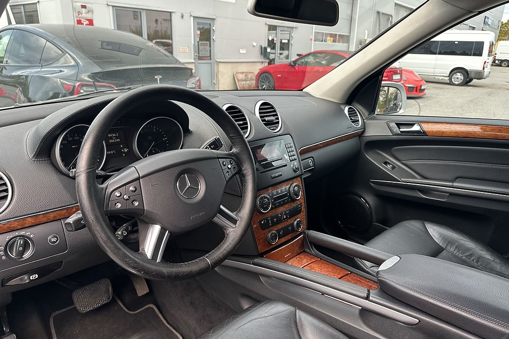 Mercedes-Benz GL 2007 - miniatyr 15