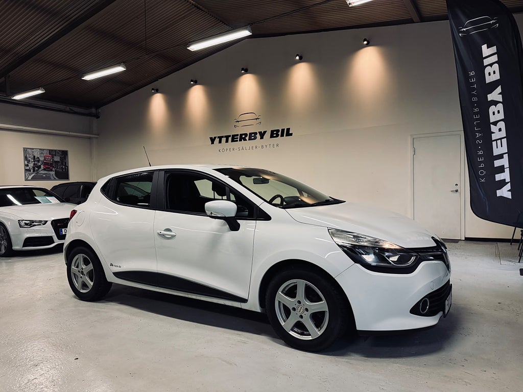 Renault Clio 0.9 TCe Manuell Keyless Navigation M+S 