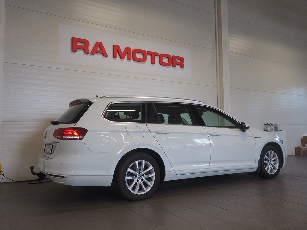 Volkswagen Passat SC 2.0 TDI 4Motion | Drag | D-Värm | PDC 2015