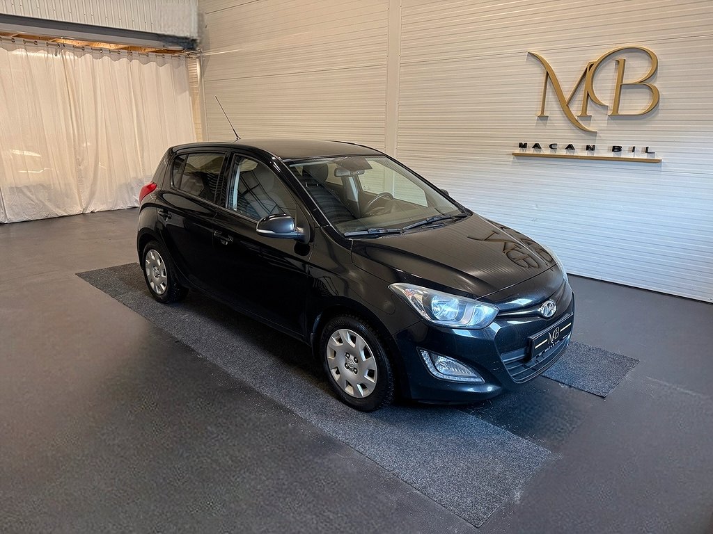 Hyundai i20 5-dörrar 1.2 Premium Backkamera Sensor Bluetooth
