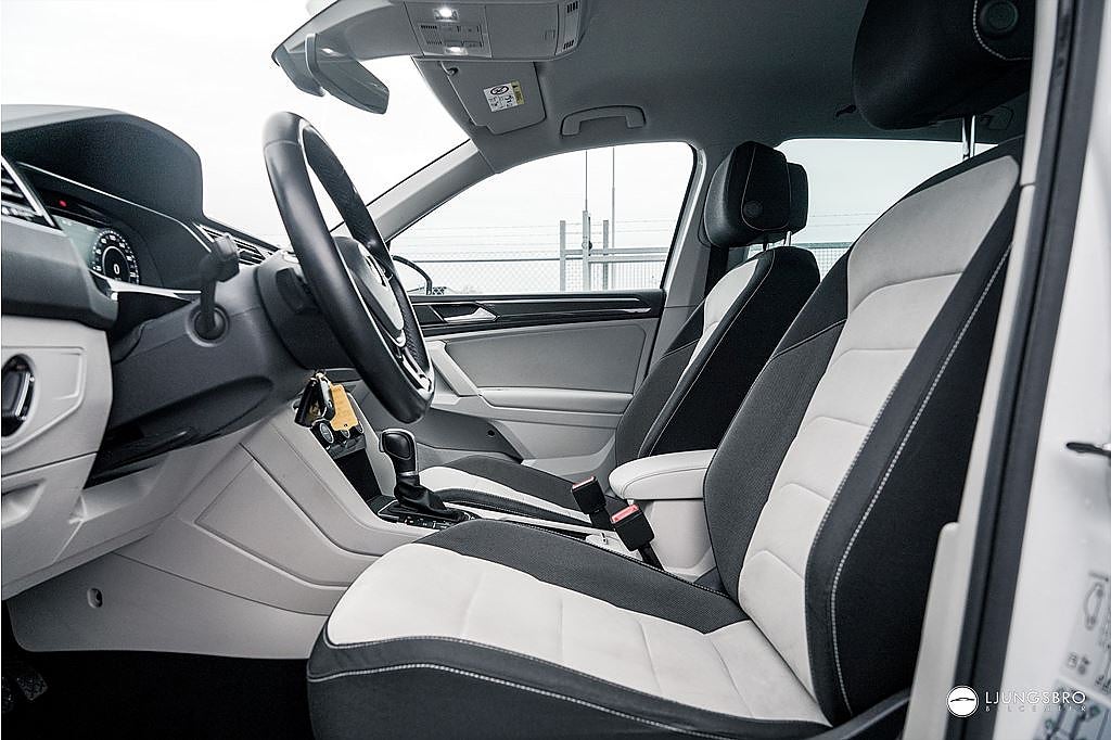Volkswagen Tiguan 2.0 4M GT 190hk / Cockpit / Drag / B-Kamera