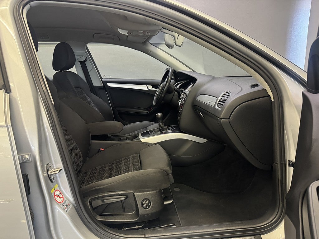 Audi A4 Avant 2.0 TDI DPF QUATTRO | DRAGKROK | NYKAMREM