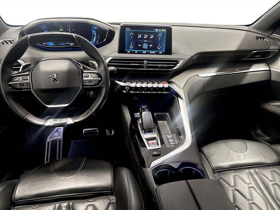 Bild på Peugeot 3008 GT Hybrid4 PHEV 300hk Aut 4WD B-KAMERA DRAG