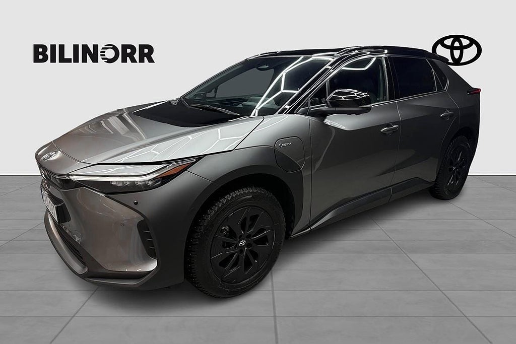 Toyota bZ4X EXECUTIVE 20 TUM JBL PANORAMA DRAG V-HJUL
