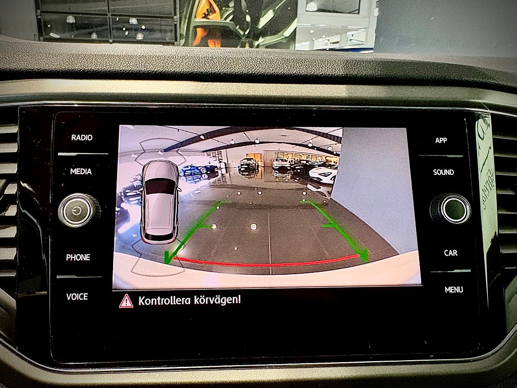 Volkswagen T-Roc 1.0 TSI OPF Adaptiv farthållare - bild 7