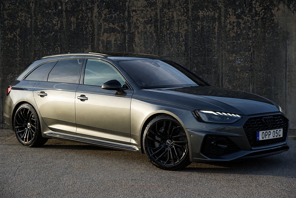 Audi RS4 Avant 2.9 TFSI Quattro|Keramiska|B&O|Pano|HuD|Kolfiber|