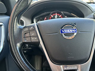 Volvo XC60 D4 AWD R-Design/Drag/SoV-Däck/MoK/D-värm/B-Kamera/Pano – bild 21