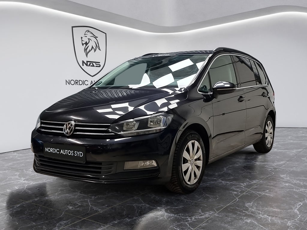 Volkswagen Touran 7 sits / 1.6 TDI DPF / Carplay / Drag
