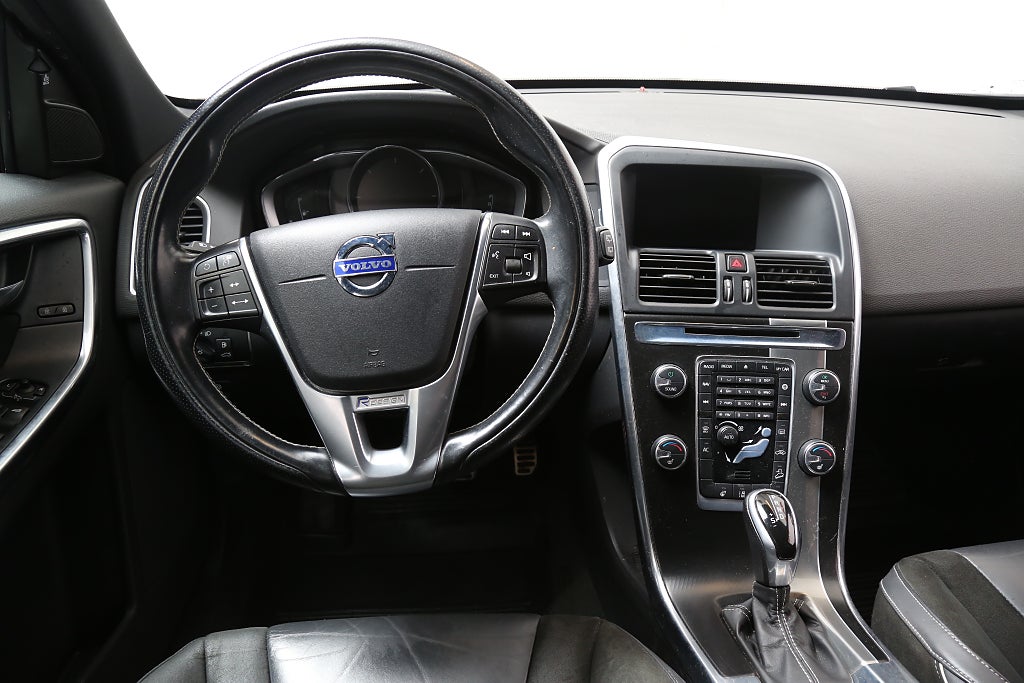 Volvo XC60 D4 181hk R-Design Business E II AWD Aut Dragkrok