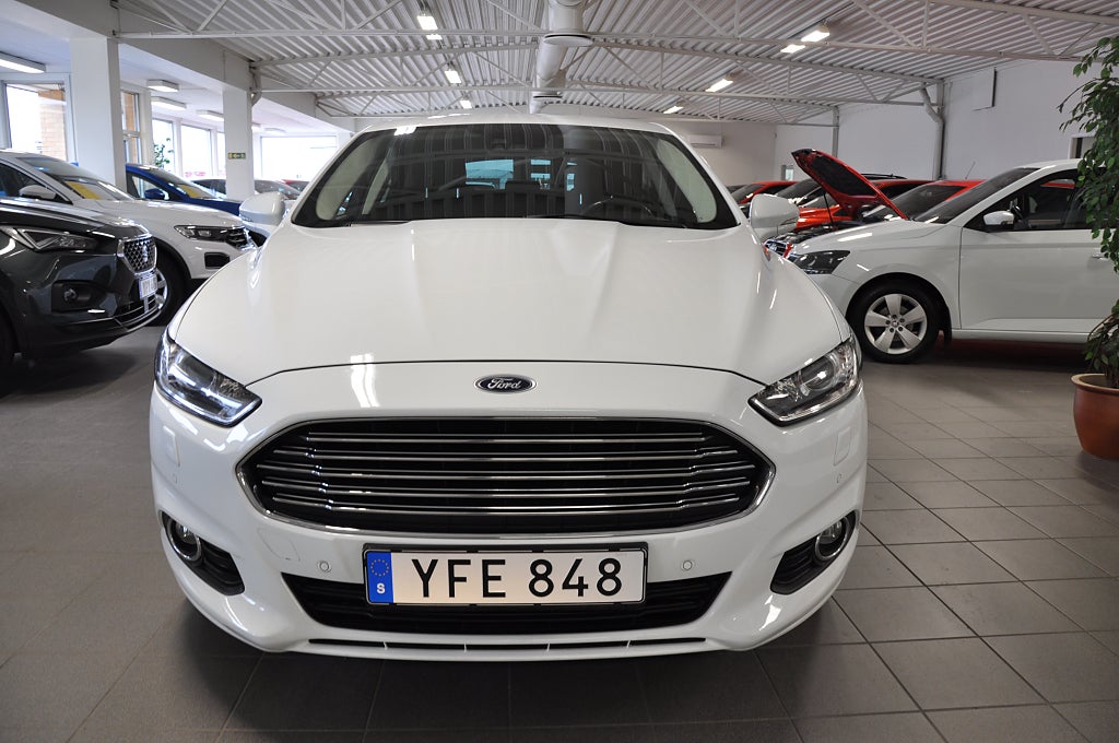 Ford Mondeo 2016 - miniatyr 3