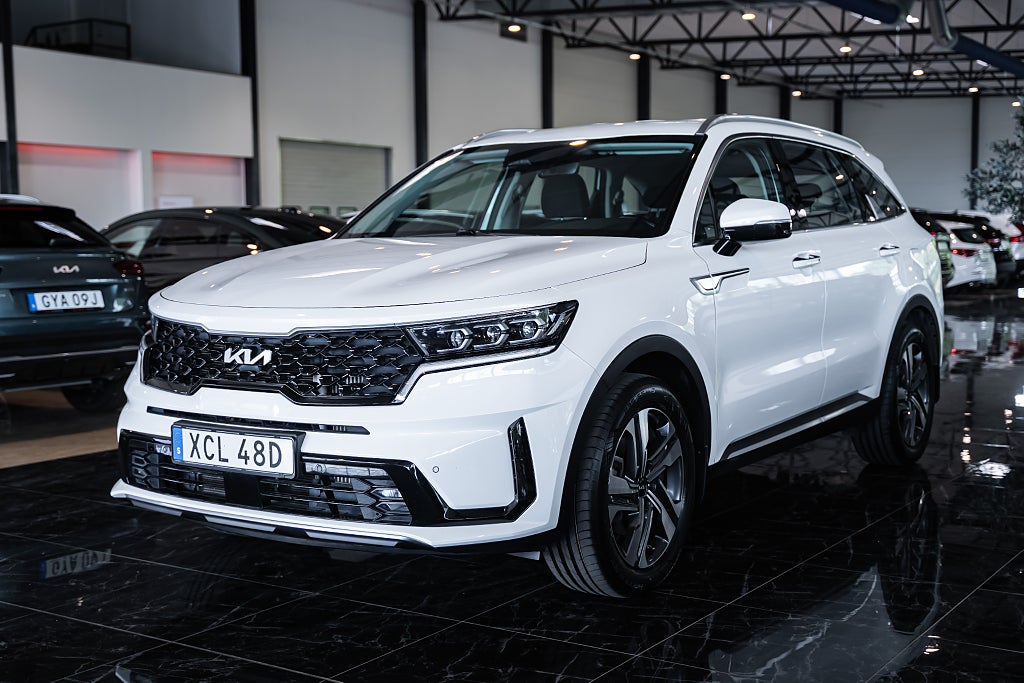 Kia Sorento PHEV Action 7-Sits 265hk Drag Plug-in Backkamera 