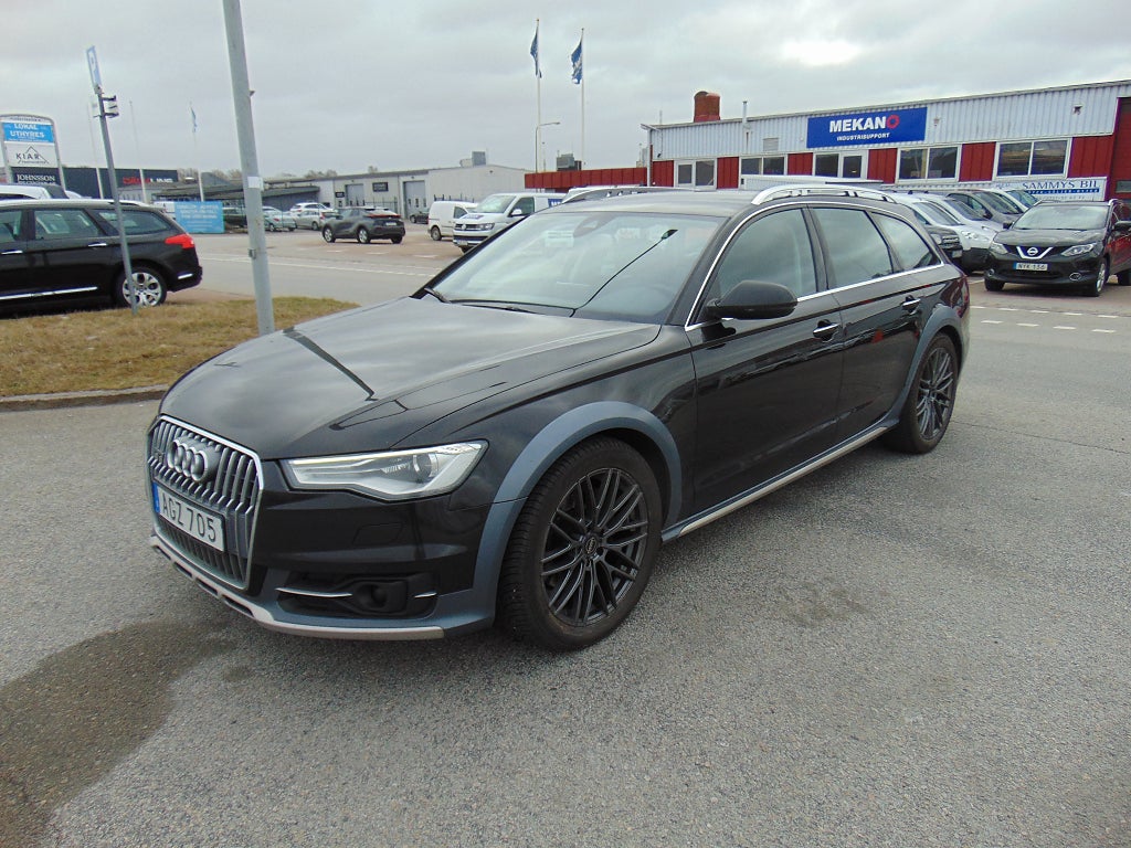 Audi A6 allroad quattro 3.0 TDI V6 clean diesel quattro