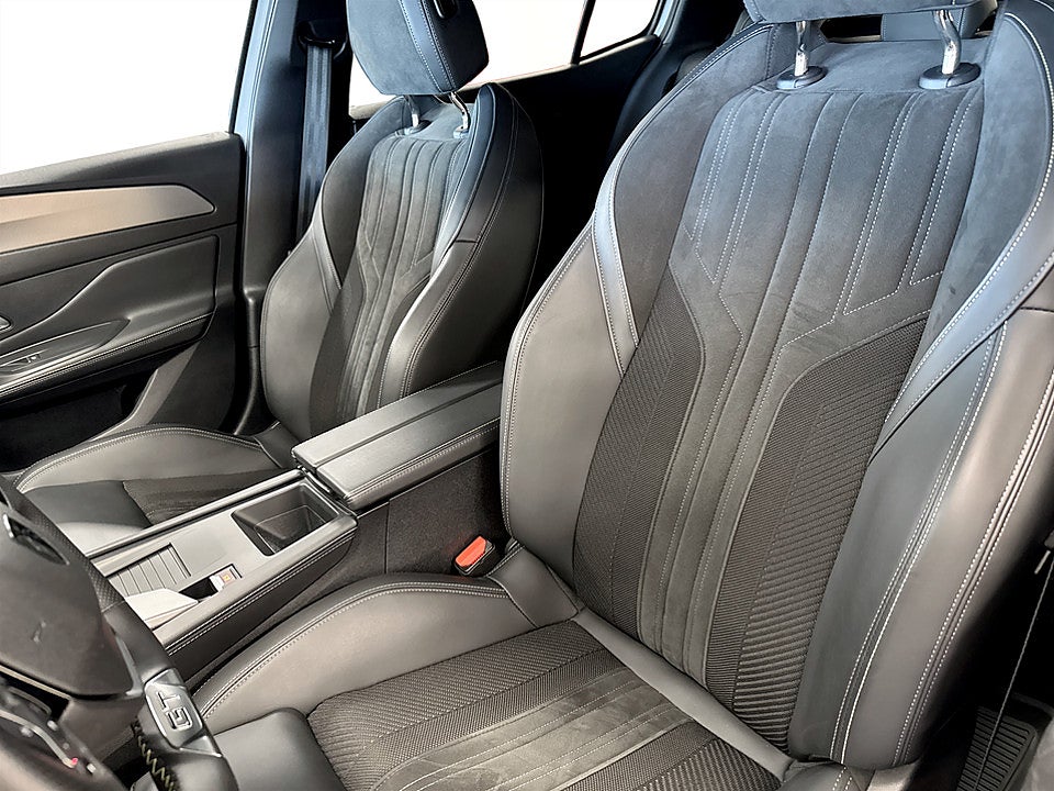 Bild på Peugeot 408 GT 1.2 PT 130hk Aut B-KAMERA NAVI