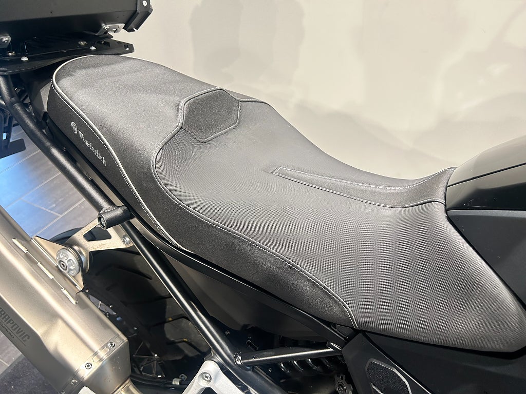 BMW F900GS 3,45%/141 mil/Wunderlich/Toppbox/Pakethållare