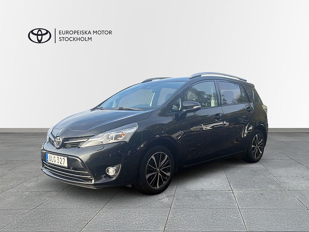 Toyota Verso Intense Edition Vinterhjul Värmare