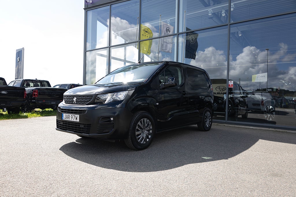 Peugeot e-Partner PRO+ L1 3,3m3 Electric 136 50kWh Nyservad