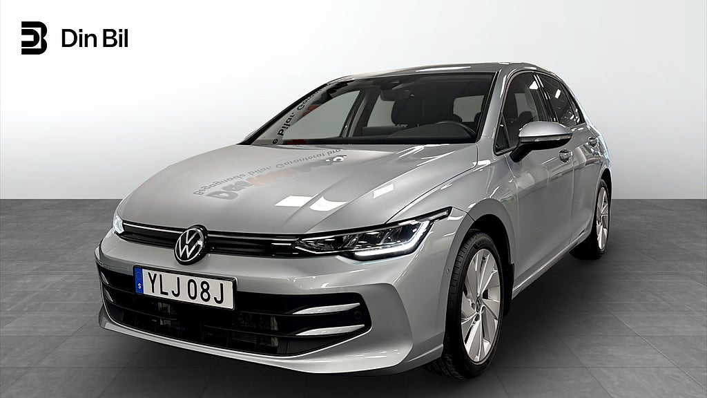 Volkswagen Golf eTSI 150hk Parkerngsvärmare/Backkamrea