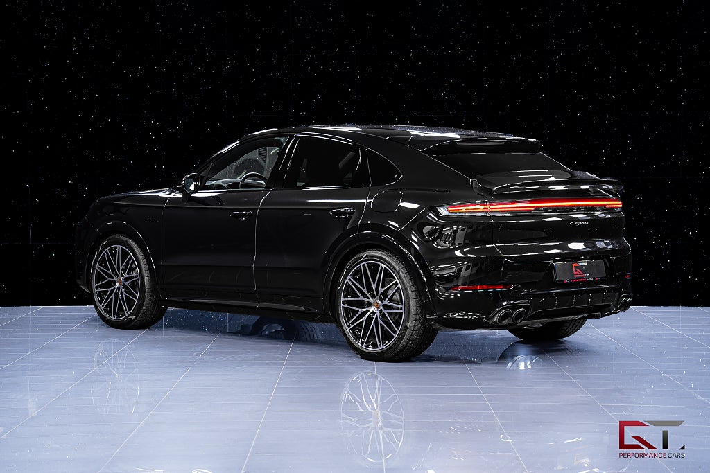 Porsche Cayenne E-Hyb Coupé Black Edition MOMS SportDesign 22" 18-vägs