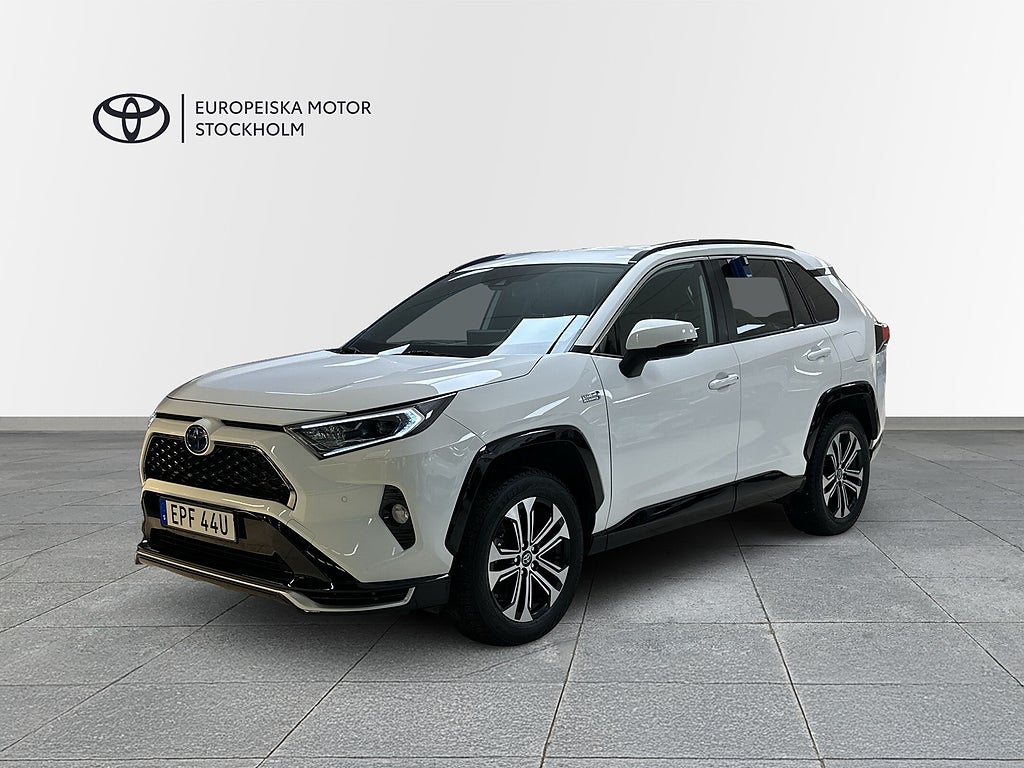 Toyota RAV4 2.5 Plug-In AWD-i X-Edition / V-Hjul / Drag