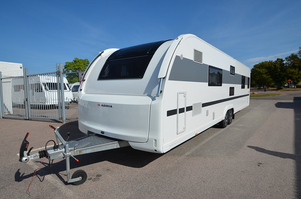 Adria ALPINA 903 HT (Tält + skinnklädsel)