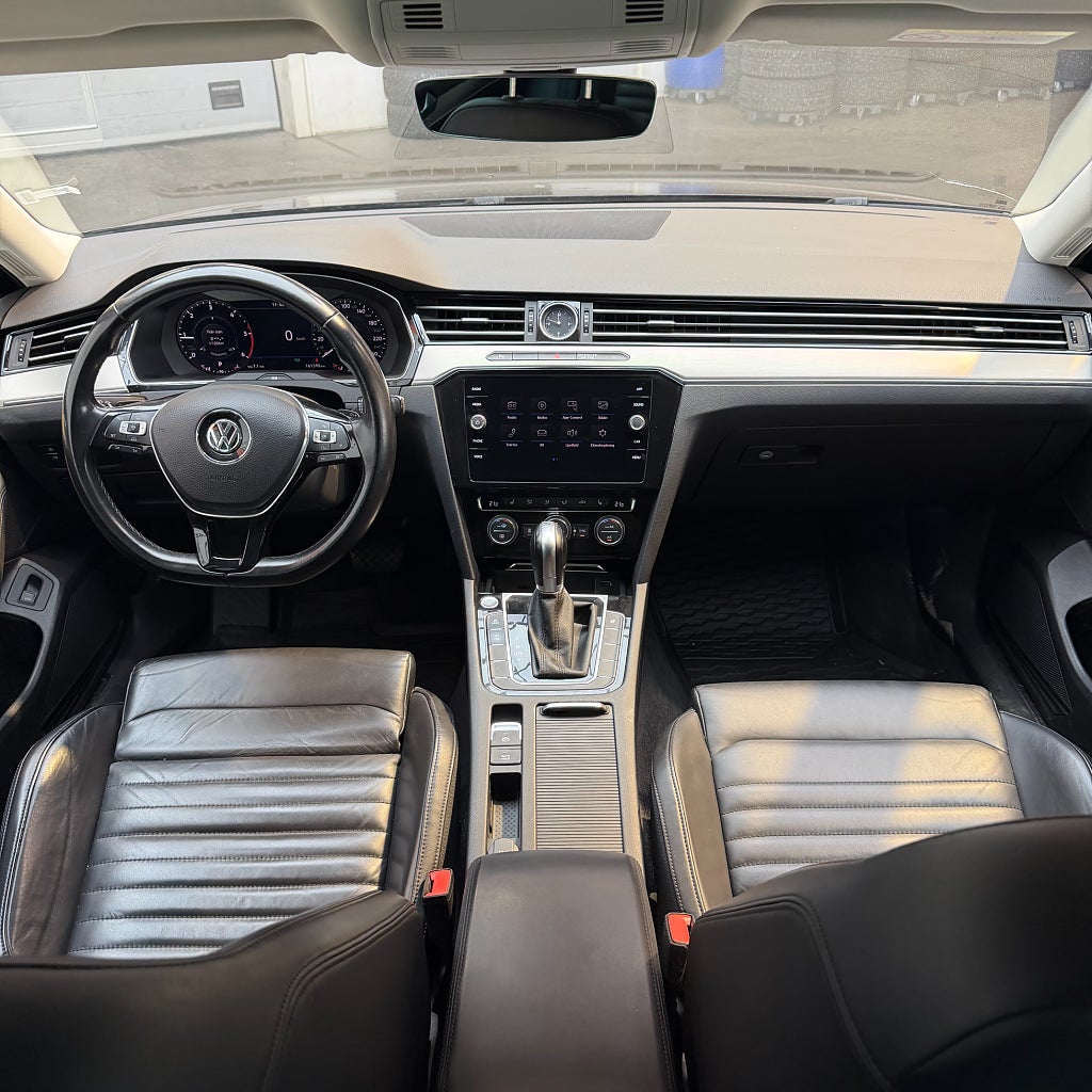 Volkswagen Passat GTS 4M 240hk R-Line Cockpit Värmare Drag