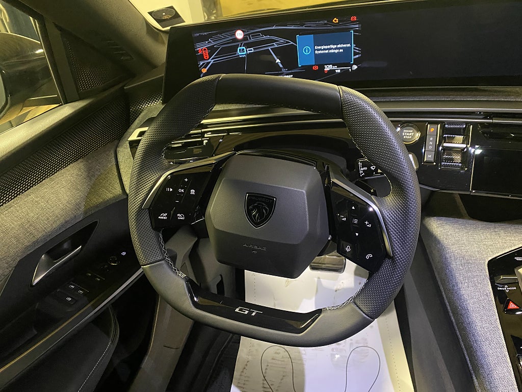 Bild på Peugeot 5008 GT HYBRID 136hk Aut - 7-SITS, DRAG