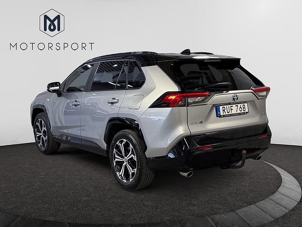 Toyota RAV4 Plug-in Aut AWD Style Dragkrok Värmare Adp-fart Kamera bild 7