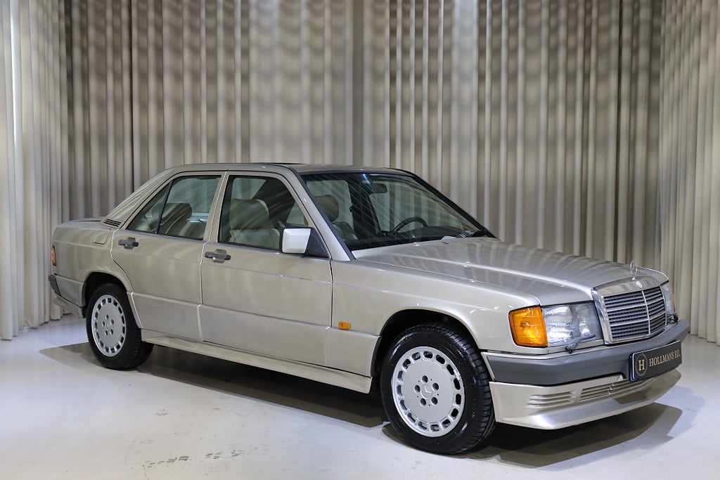 Mercedes-Benz 190 E 2.3 132HK Auto Taklucka Sv-Såld