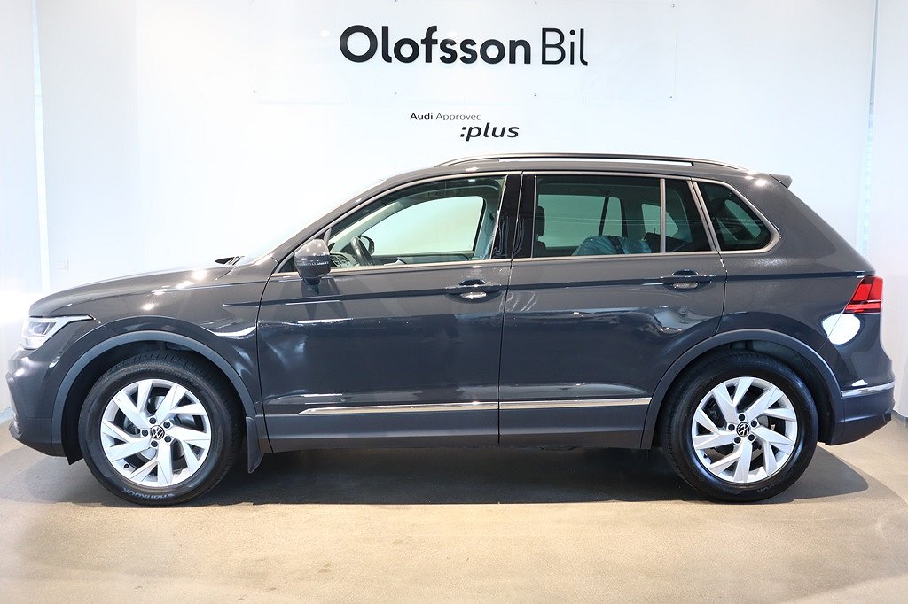 Volkswagen Tiguan 1.5 TSI DSG 150hk - Dragkrok - Backkamera - MOMS