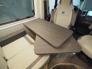 Husbil-halvintegrerad Knaus BoxStar 600 MQ Street 60 year 31 av 34