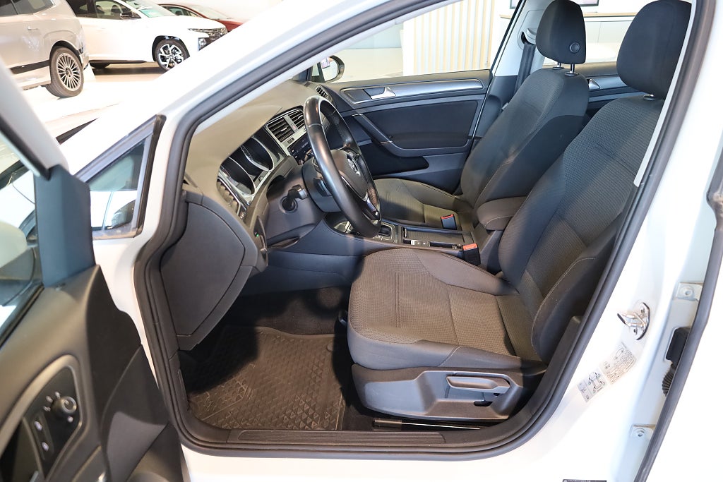 Volkswagen Golf Sportscombi 1.0 TSI AUT Drag Kamera Pluspaket PDC 2018