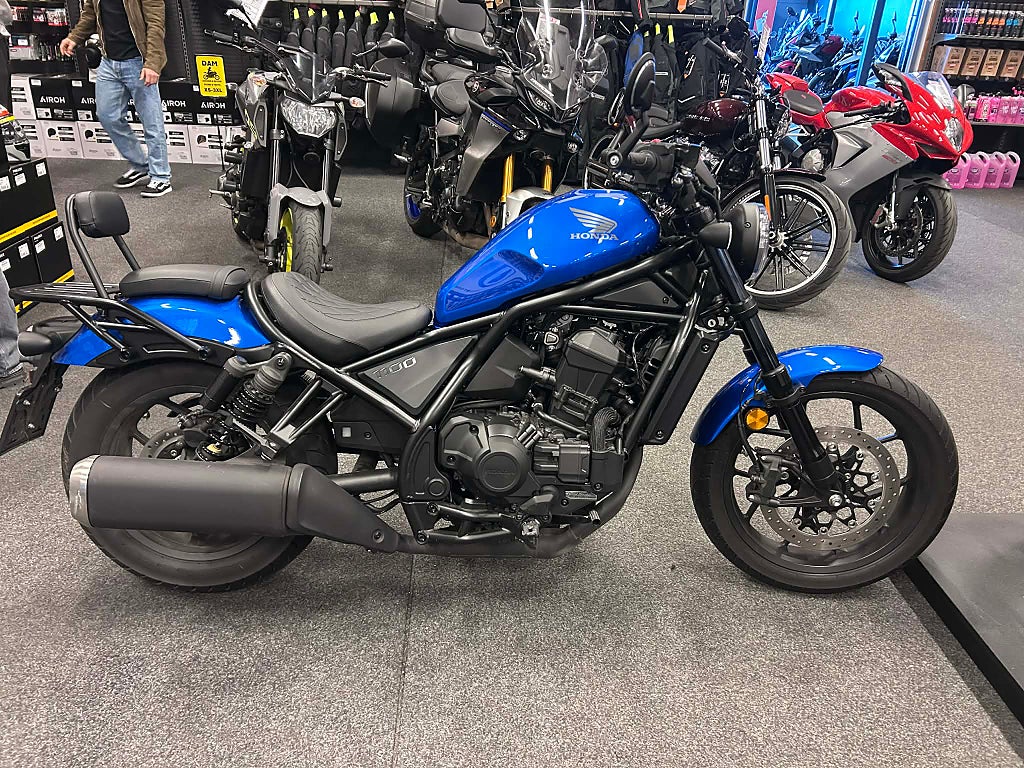 Honda CMX1100D Rebel ( DCT ) 