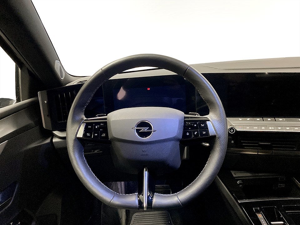 Bild på Opel Astra ST GS 1.2 PT 130hk Aut - 360-KAMERA, CARPLAY