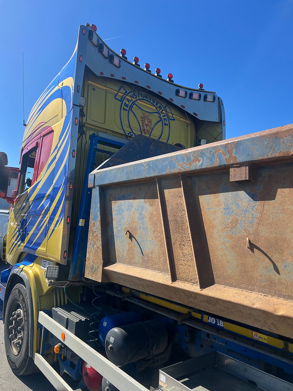 Scania R560 V8 6x4 Lastväxlare, Tandem