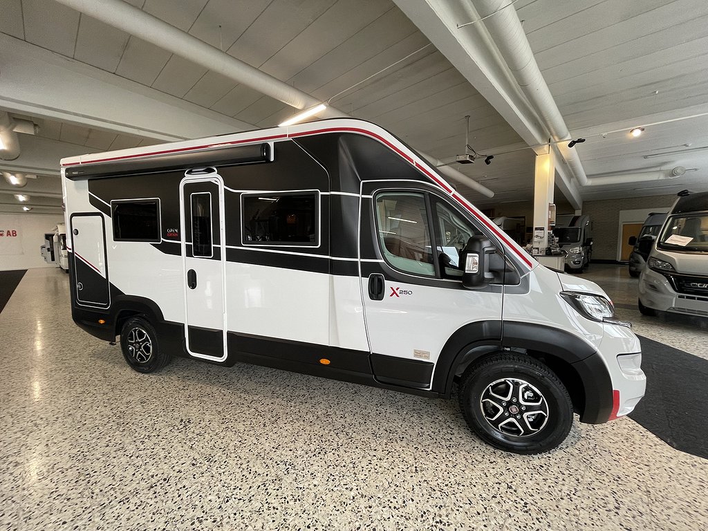 Challenger X250 Open Edition - Fiat Ducato 2.2L 140 HK Automat