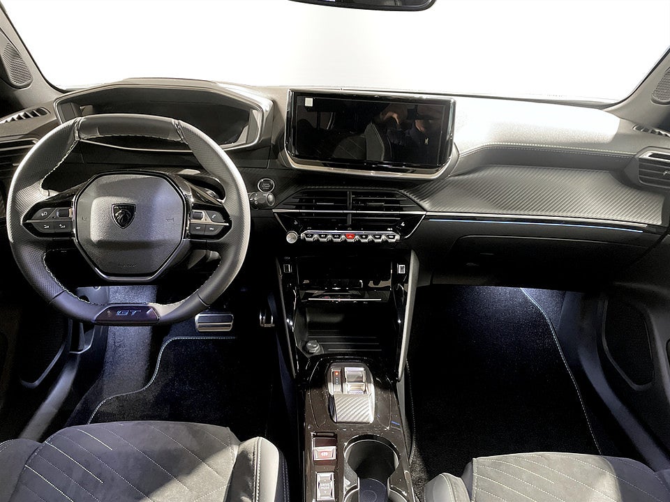 Bild på Peugeot 2008 GT Hybrid 145hk Aut - OMGÅENDE LEVERANS!