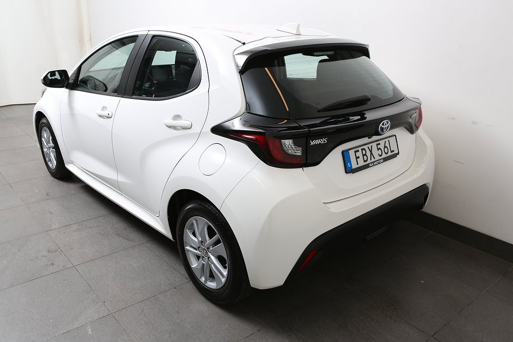 Toyota Yaris 1,5 Hybrid Active Aut 5D Kamera Leasbar 2023