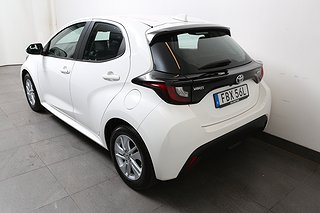Halvkombi Toyota Yaris 4 av 25